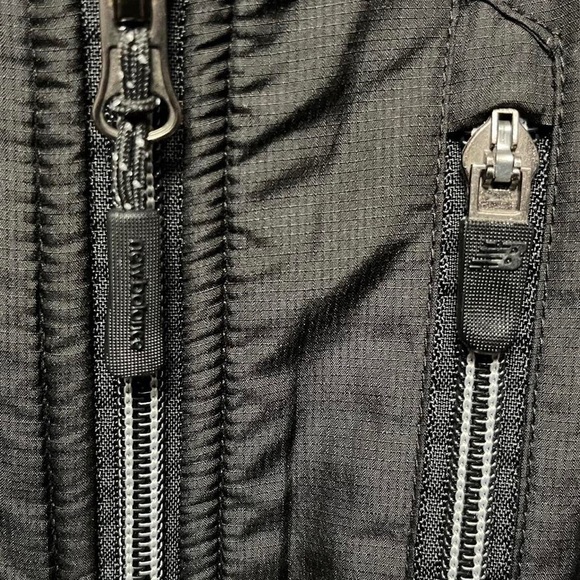 New Balance full zip fleece three pocket adjustable waist long sleeve jacket - Picture 3 of 8